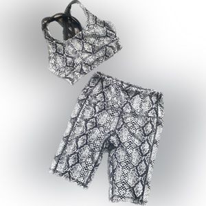DSG  Bike short and sports bra set. Size XS. Snake Skin print black and white.